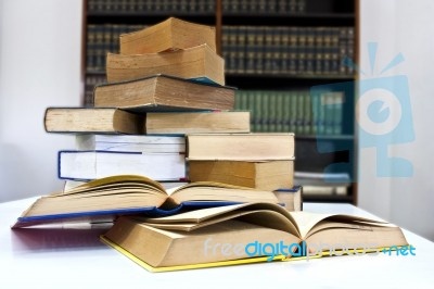 pile-of-books-10052692.jpg