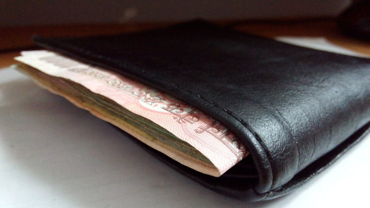 purse-388998_1280.jpg