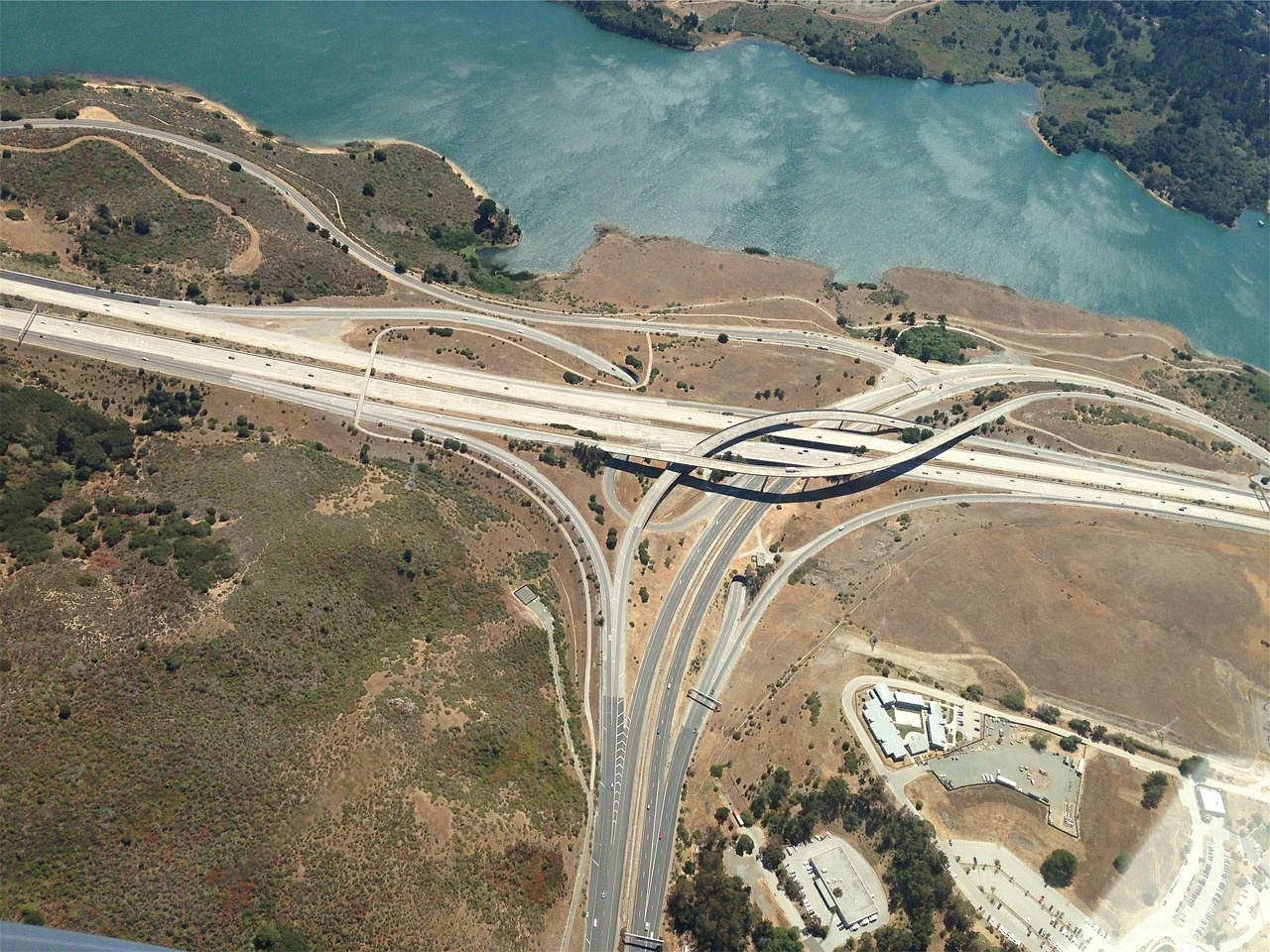 highways-593179_1280.jpg