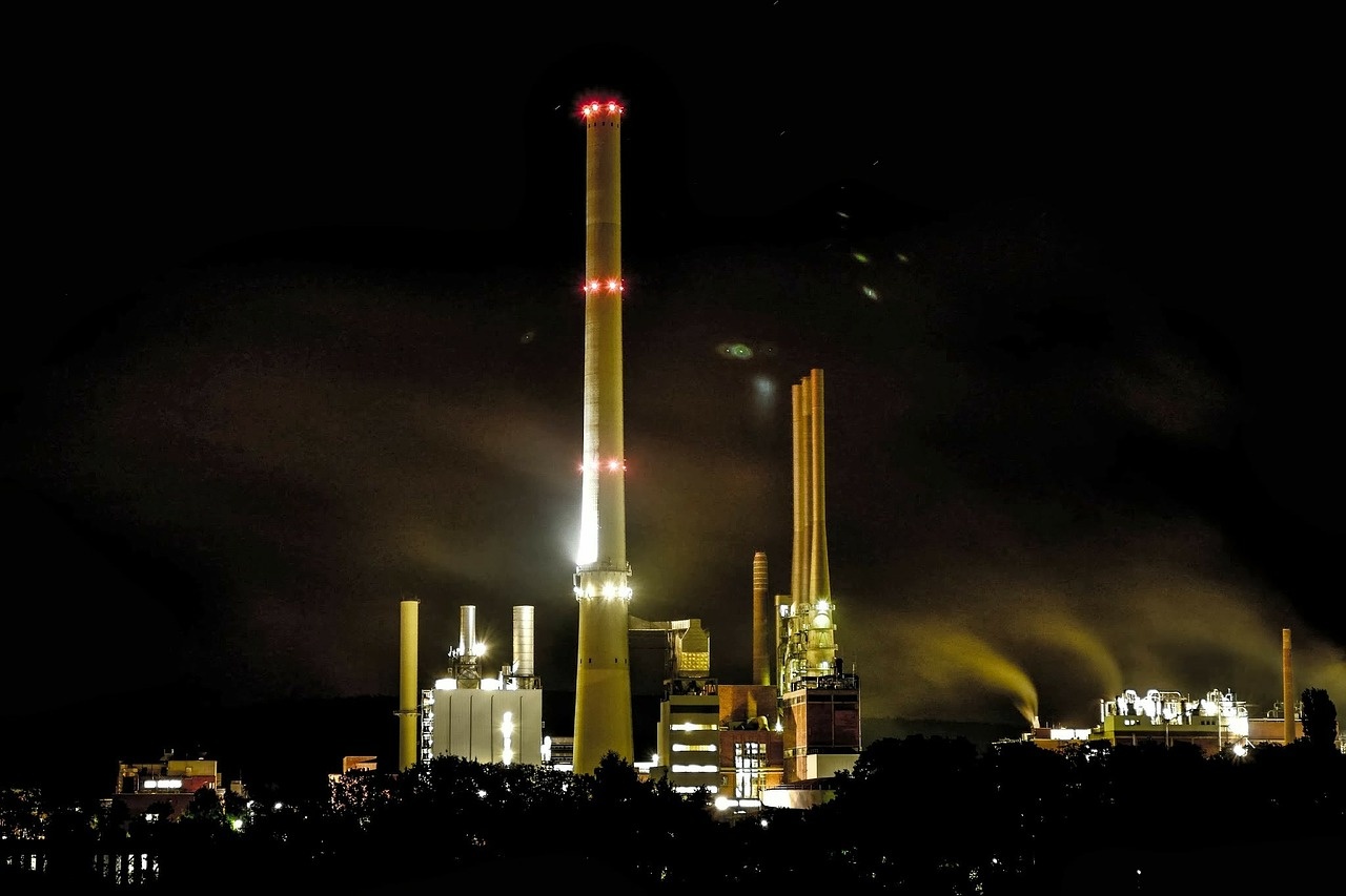 industry-193812_1280.jpg