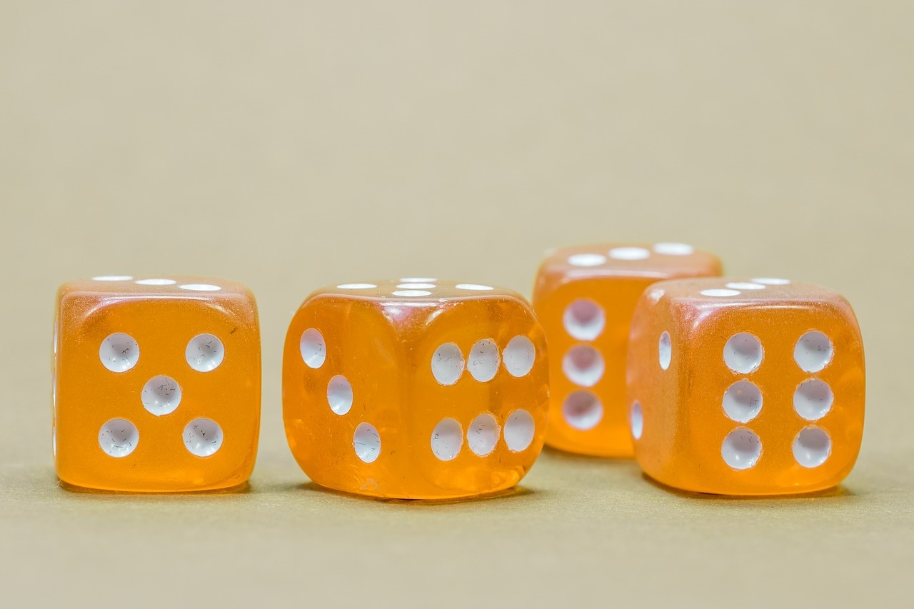 cube-568193_1280.jpg