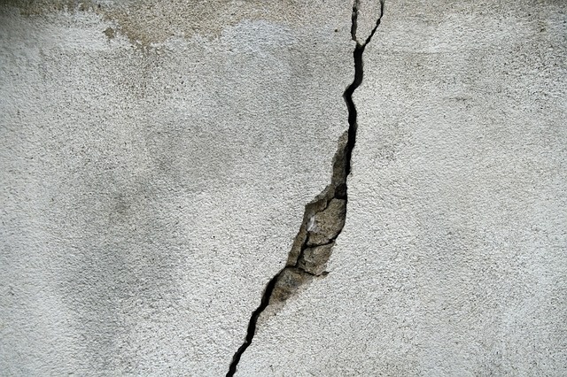crack.jpg