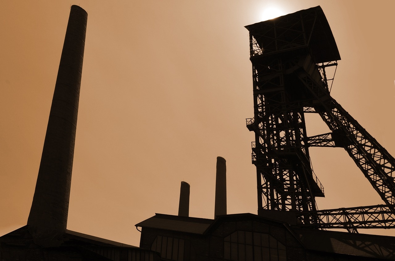 industry-810799_1280.jpg