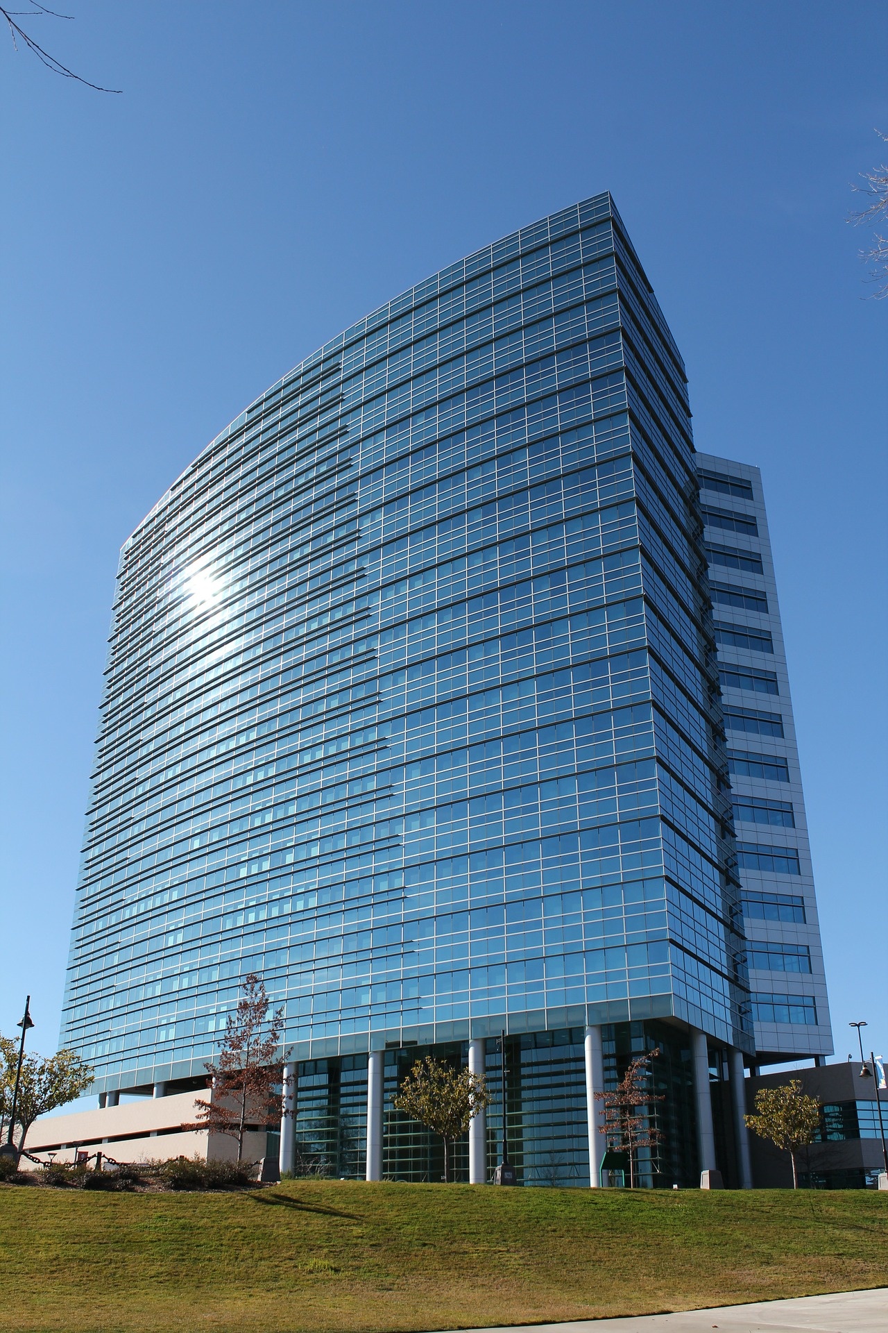 building-273356_1920.jpg