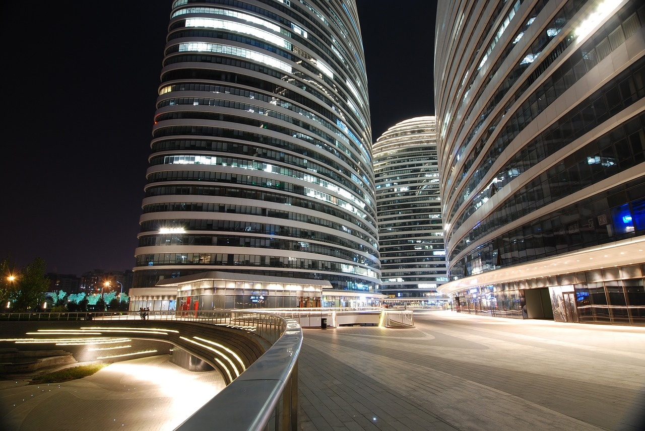 night-view-888678_1280.jpg