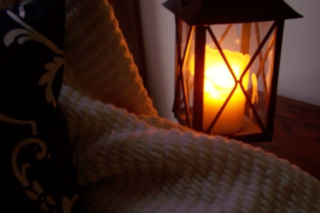 kn7G.lantern_827784_1280_jpg.jpg