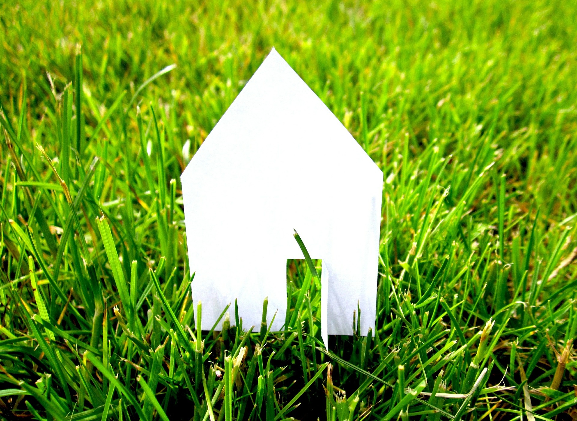 real-estate-516768_1920.jpg