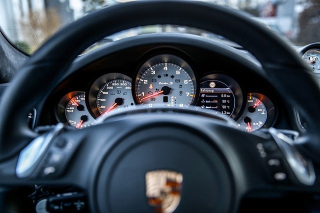 porsche.jpg