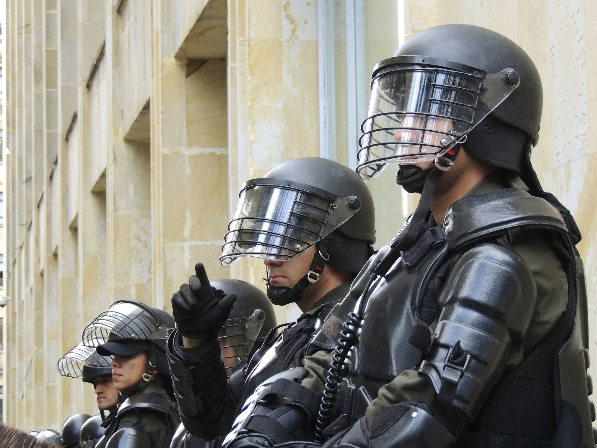 police-275875_1920.jpg