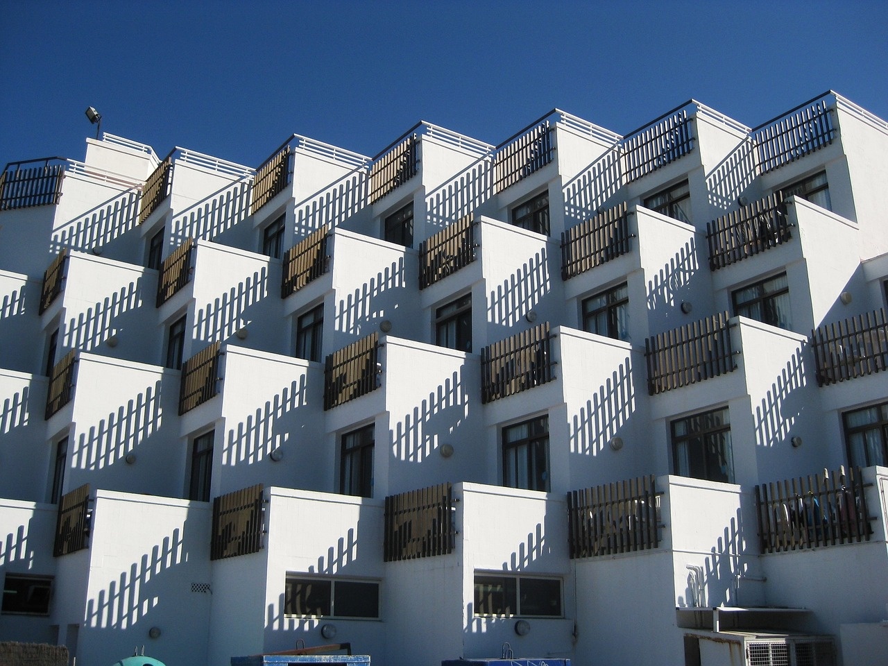 building-691033_1280.jpg