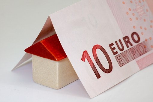 money-168025__340.jpg