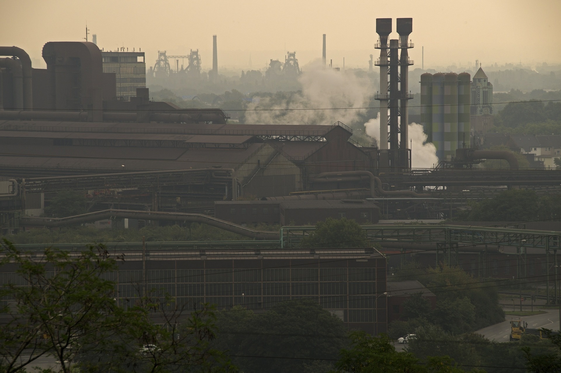 industry-584314_1920 (1).jpg