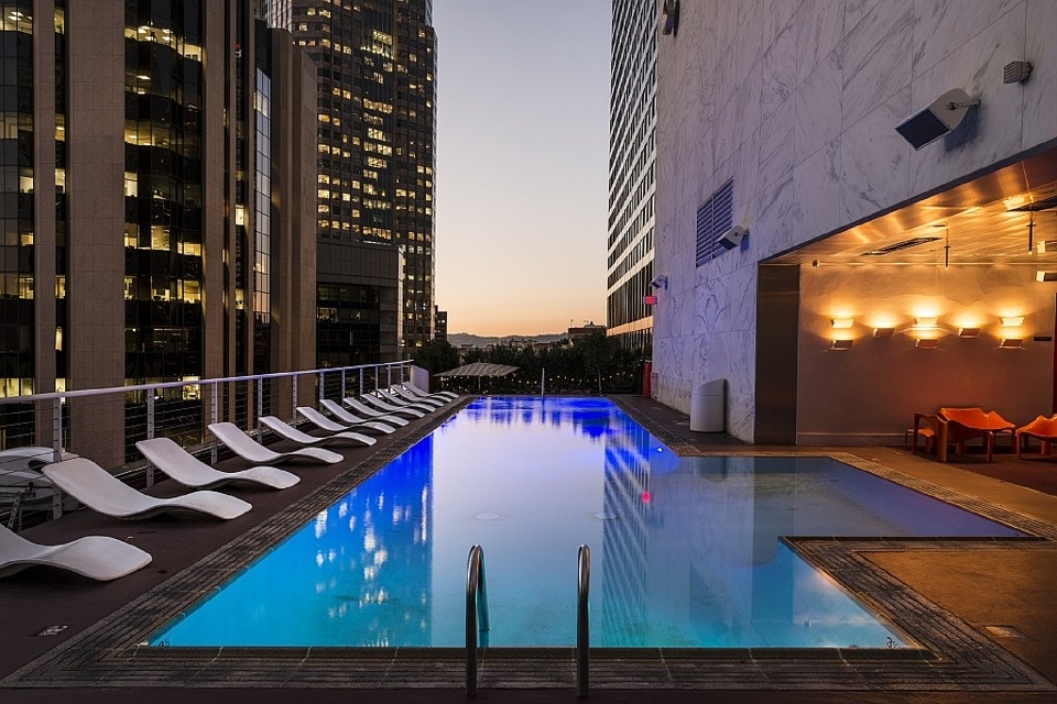 hotel.jpg