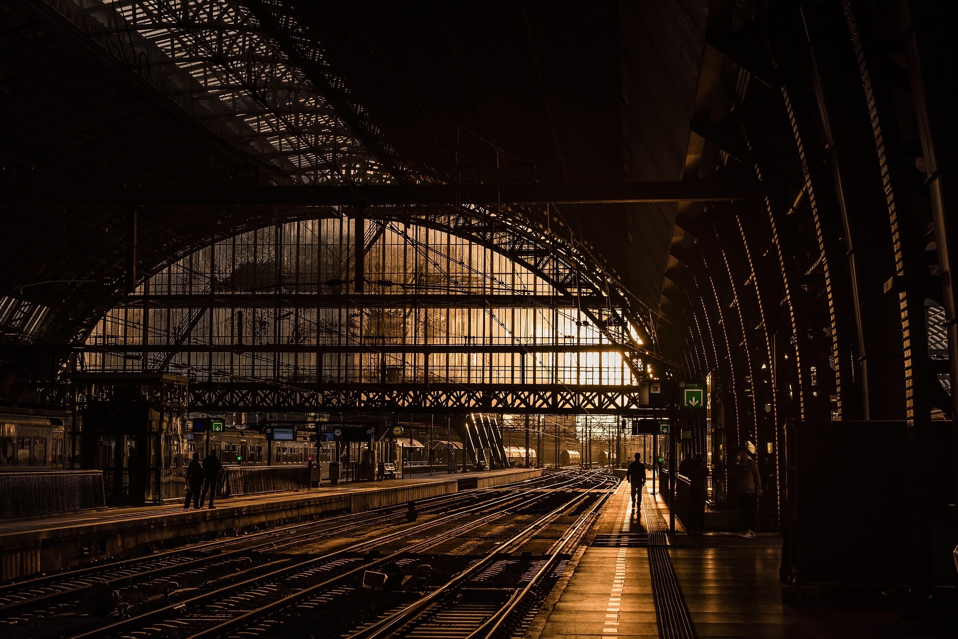 station-839208_1920.jpg