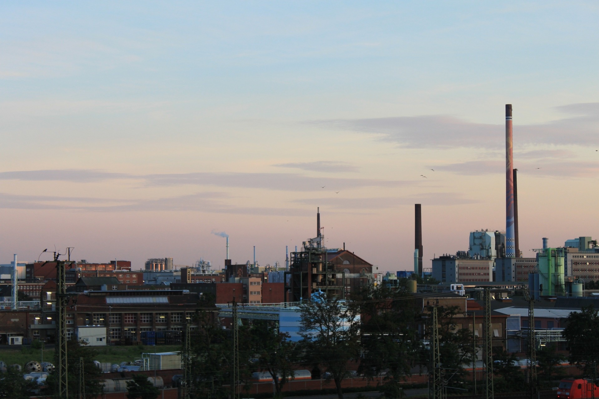 industrial-park-687796_1920.jpg