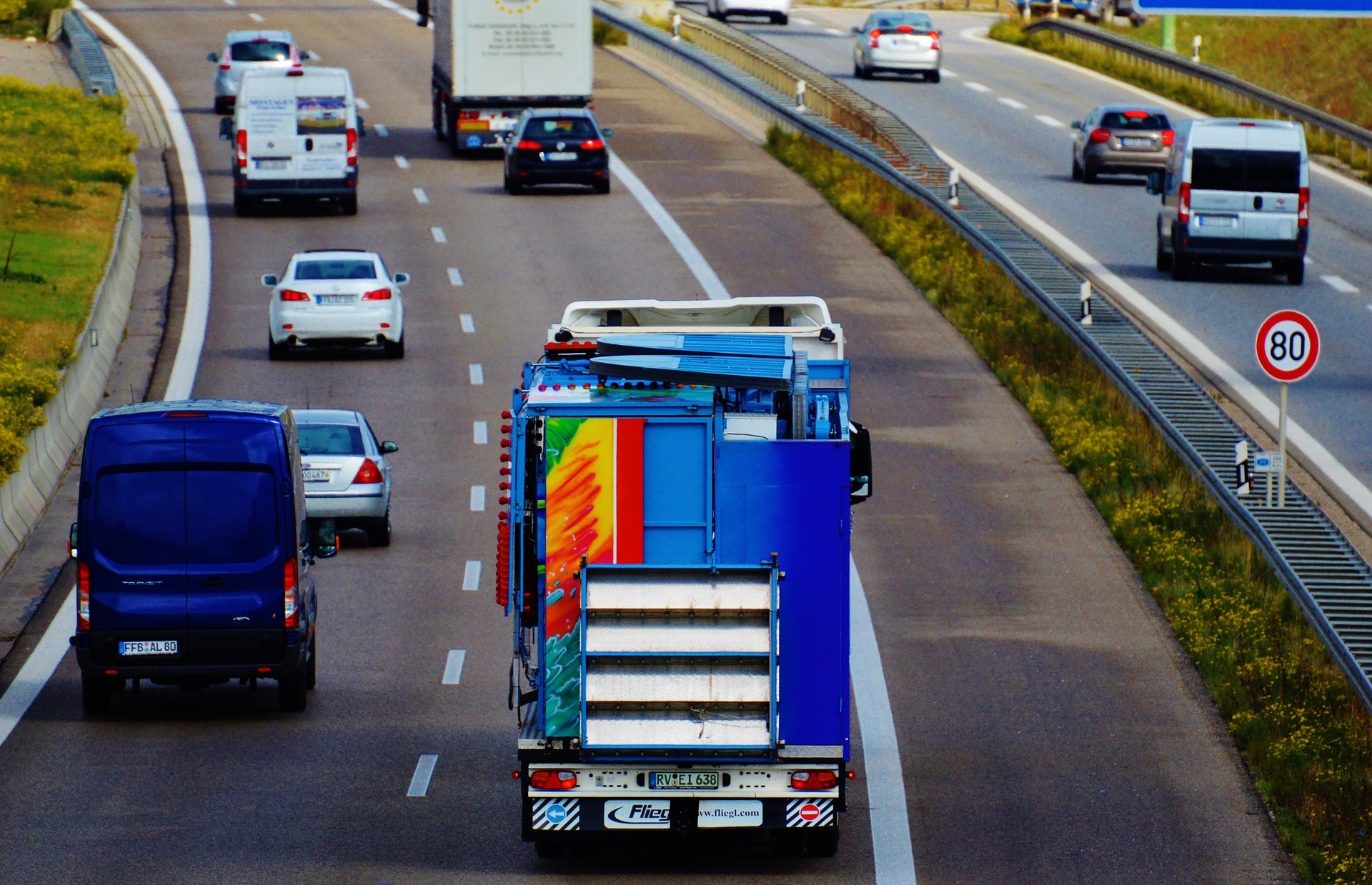 highway-977931_1920.jpg