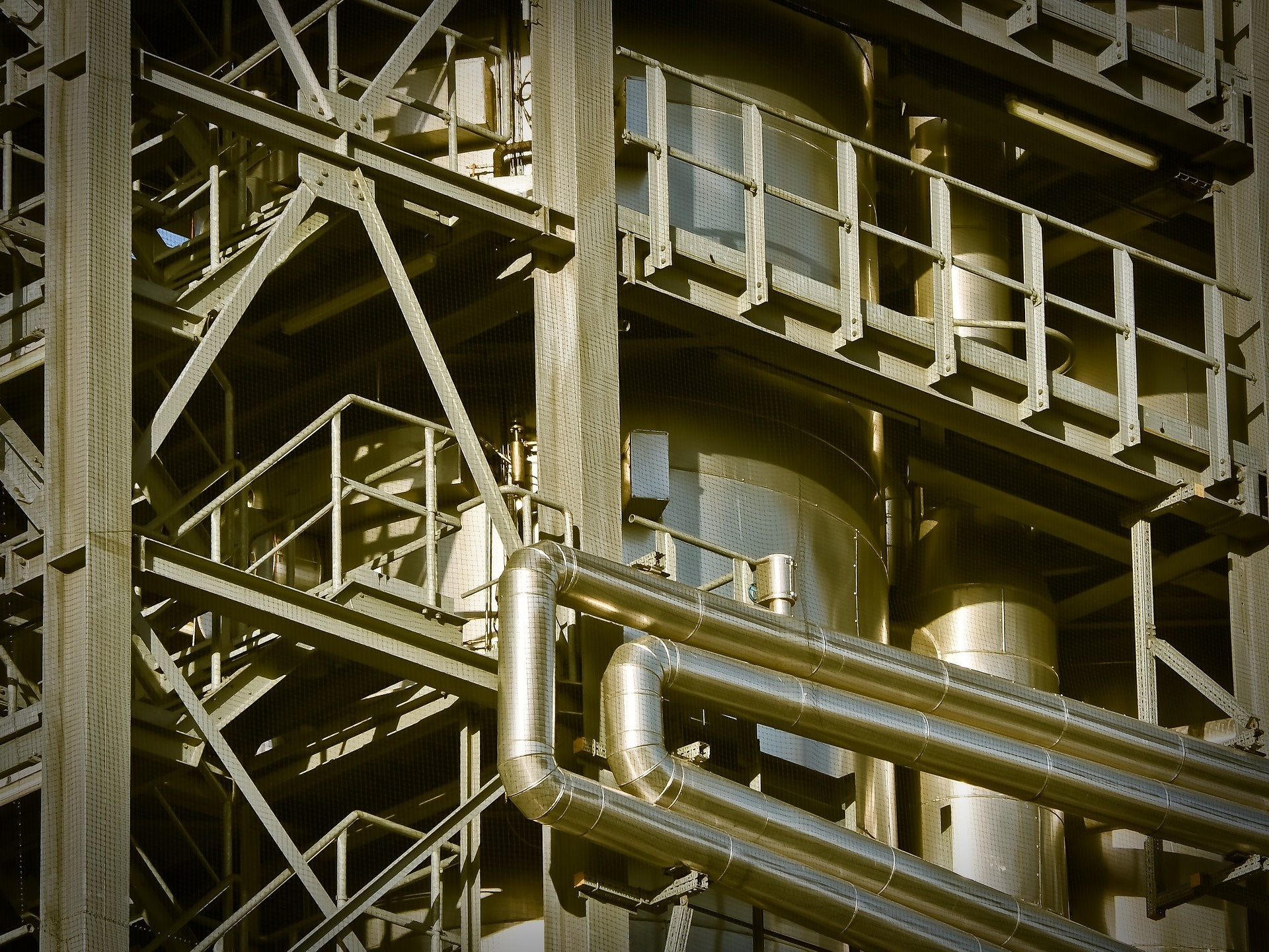 industry-1140760_1920.jpg