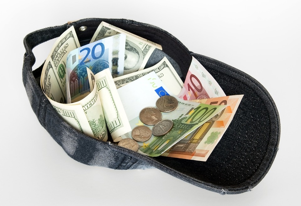 money-837375_960_720.jpg