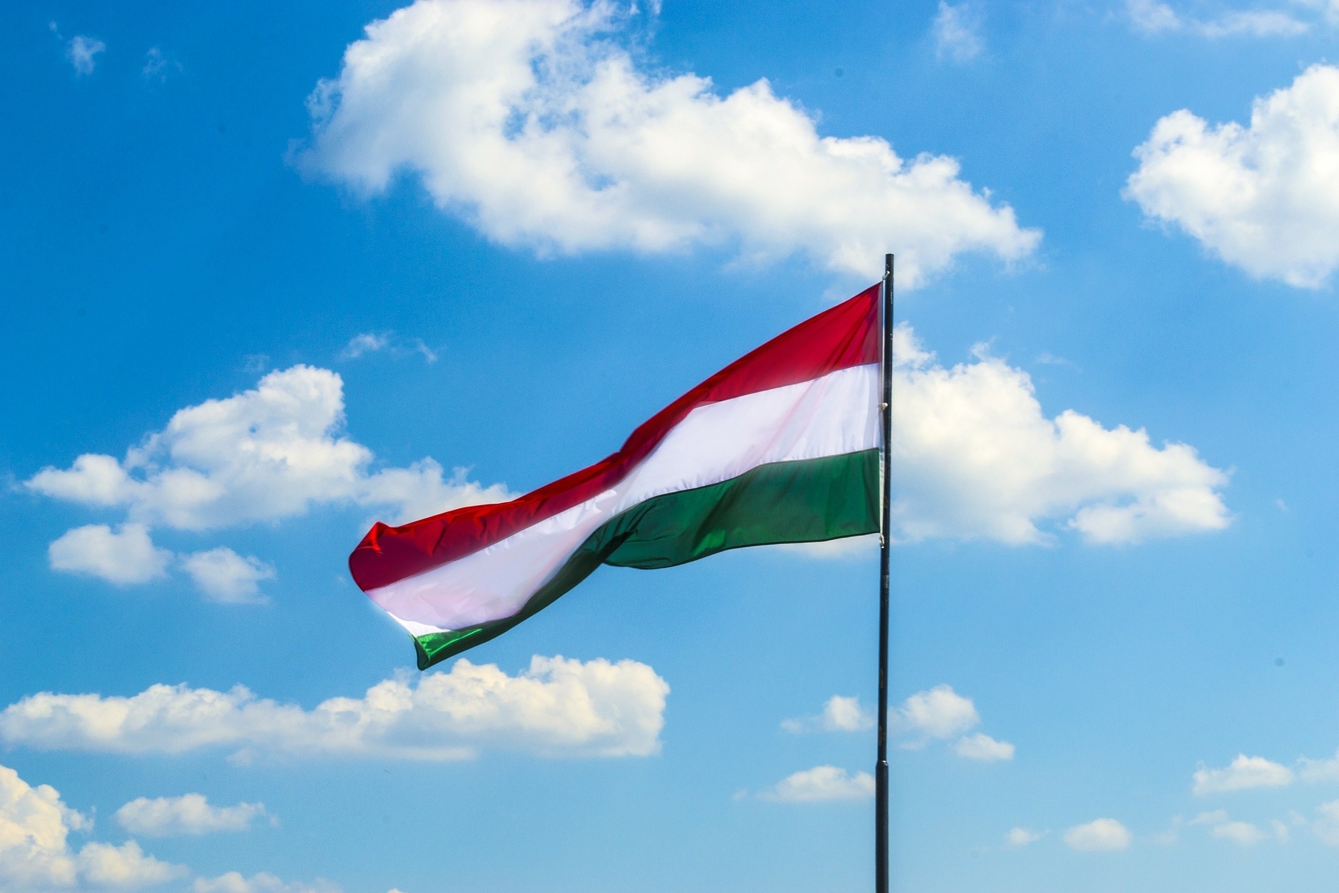 flag-143157_1920.jpg