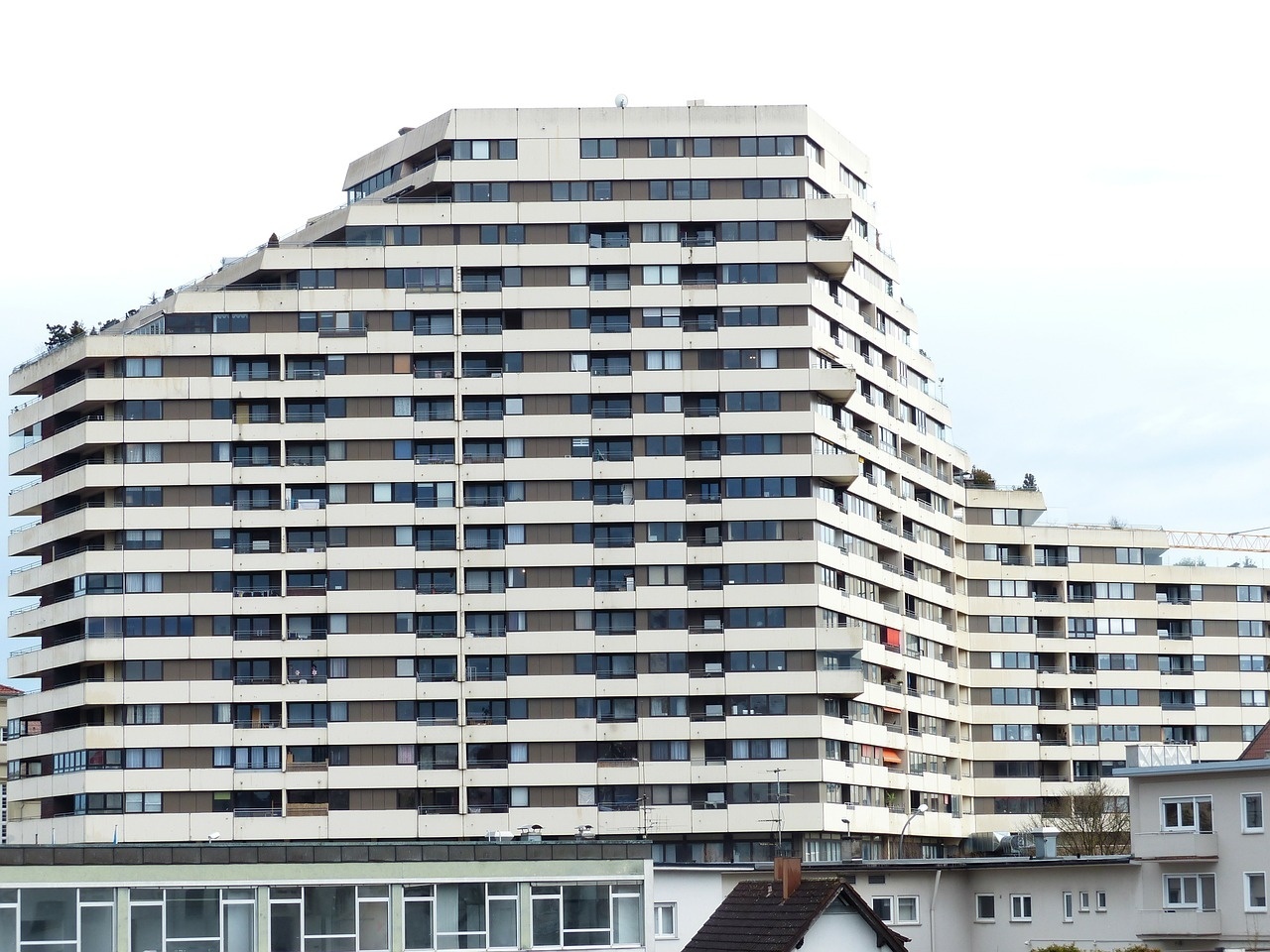 skyscraper-113118_1280.jpg