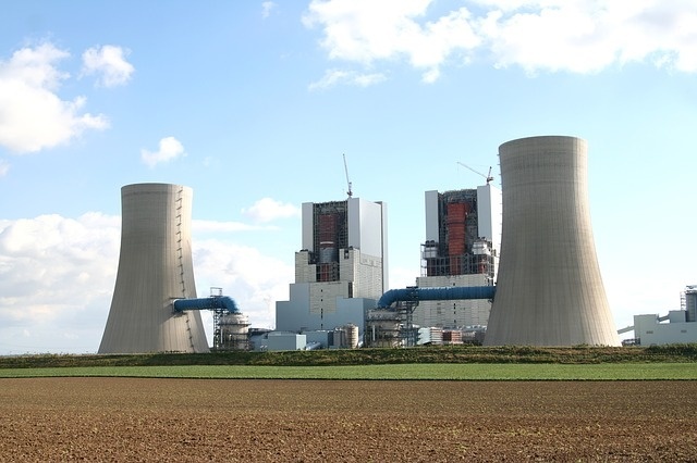 power-plant-97119_640.jpg