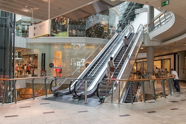 stairs-906723_640.jpg
