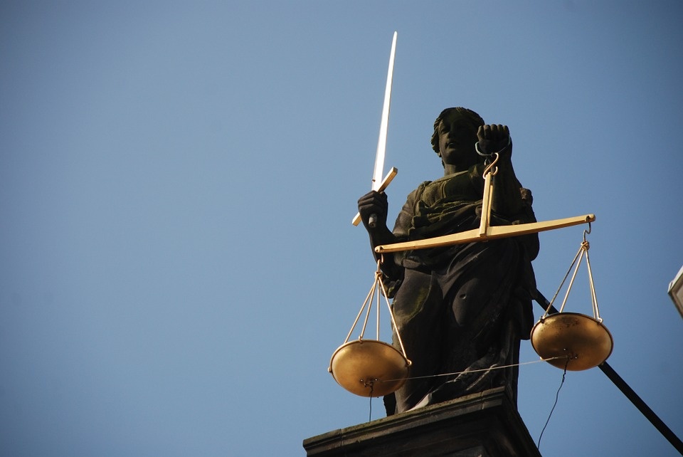 lady-justice-677945_960_720.jpg