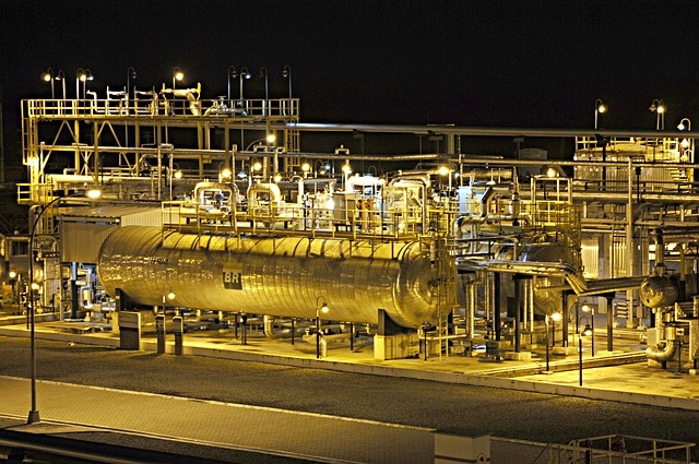 power-plant-916225_640.jpg