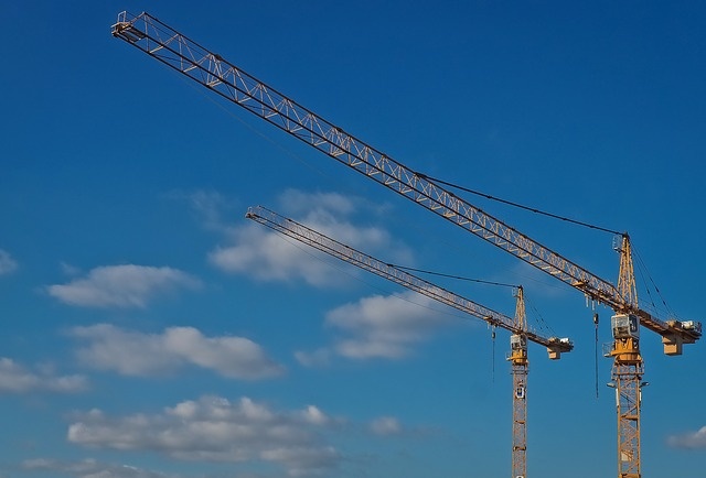 crane-1857092_640.jpg