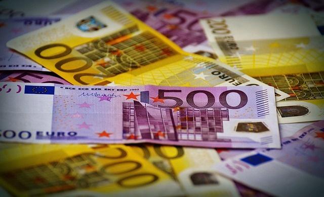 money-1508525_640.jpg