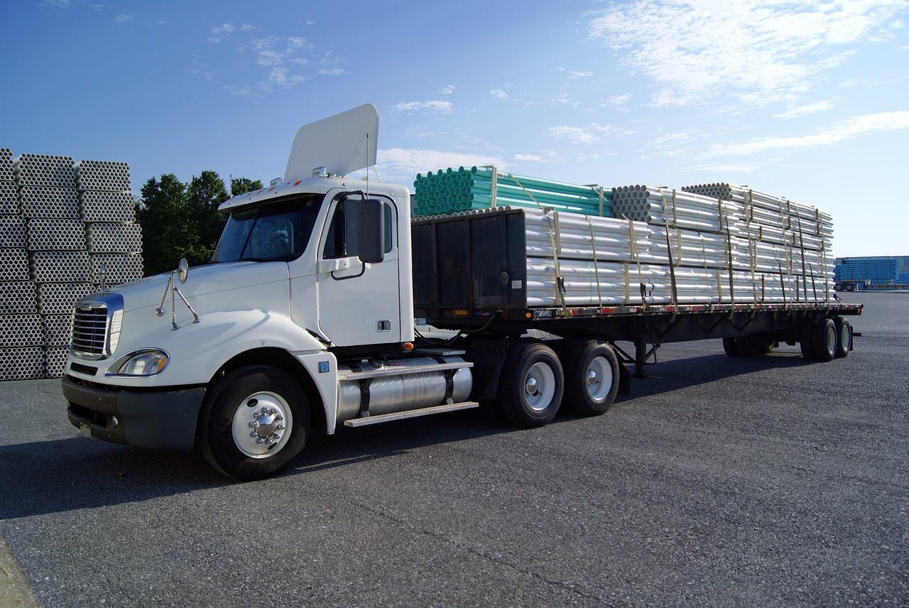 truck-1565478_1280.jpg