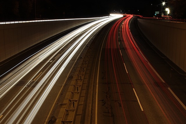 highway-1082152_640.jpg