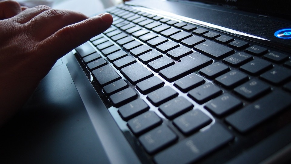 keyboard-943739_960_720.jpg