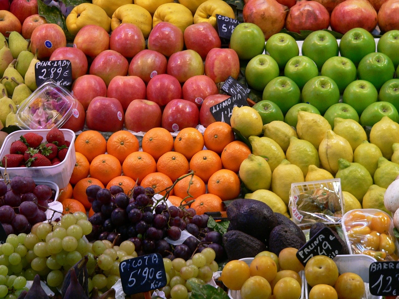 fruit-market-590320_1280.jpg
