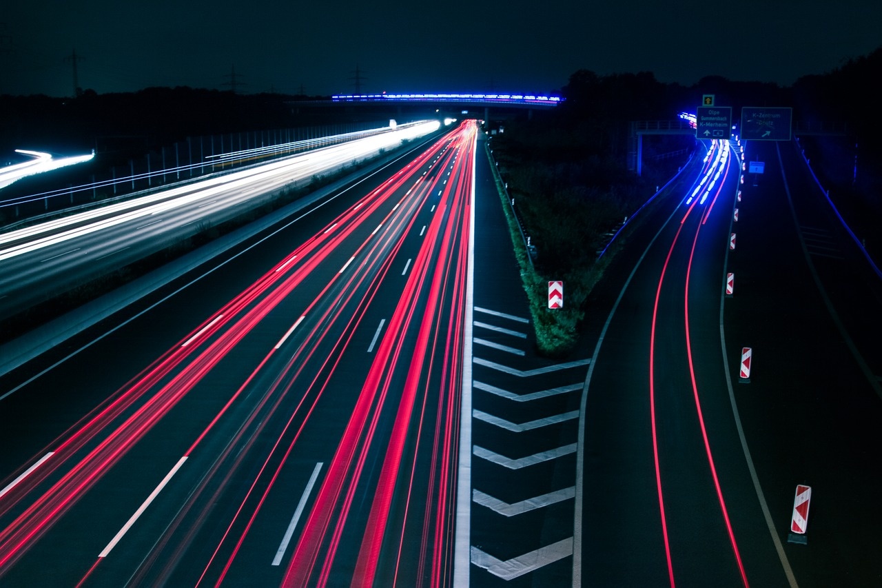 traffic-2007979_1280.jpg