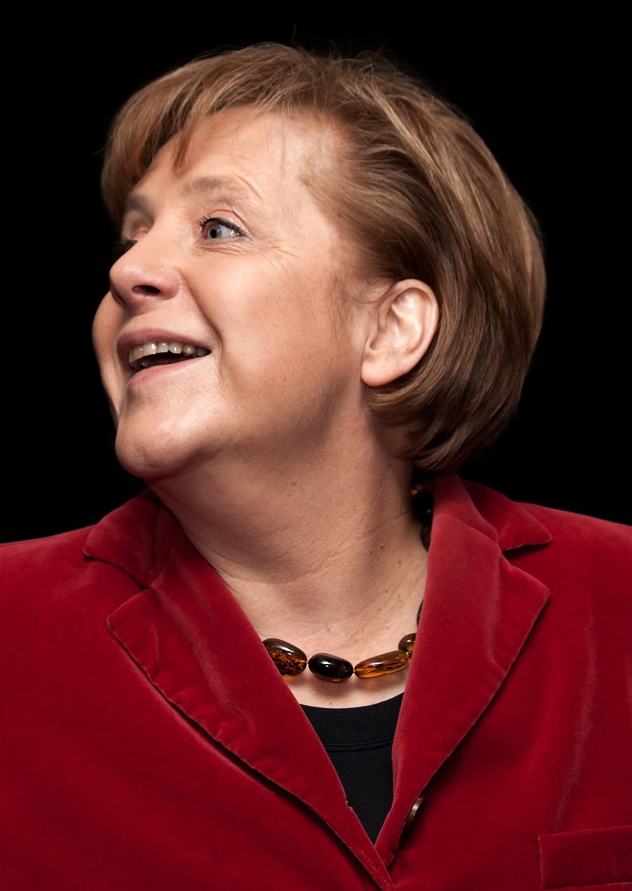 angela-merkel-876155_1280.jpg