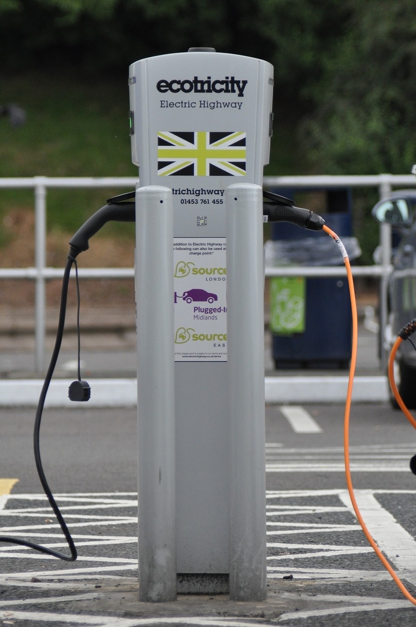 charge-point-1645270_1280.jpg