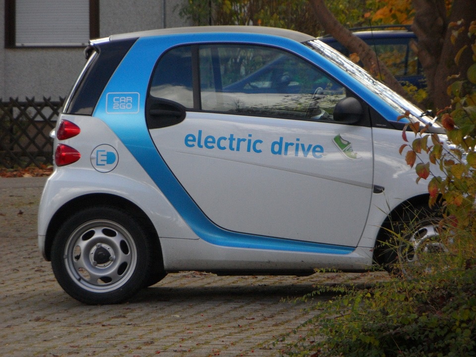 macchine elettriche.jpg