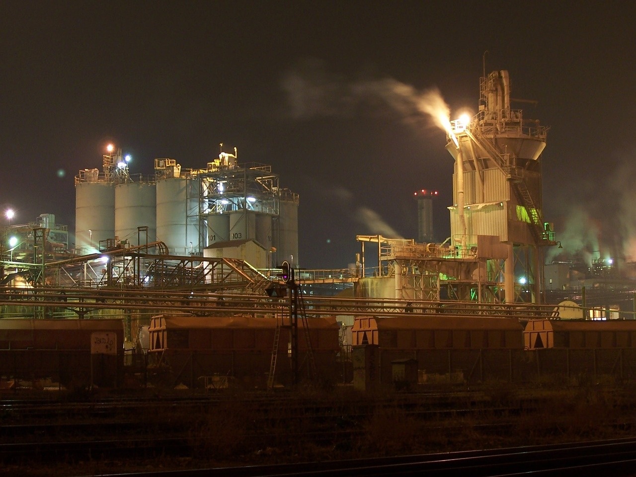 factory-949520_1280.jpg