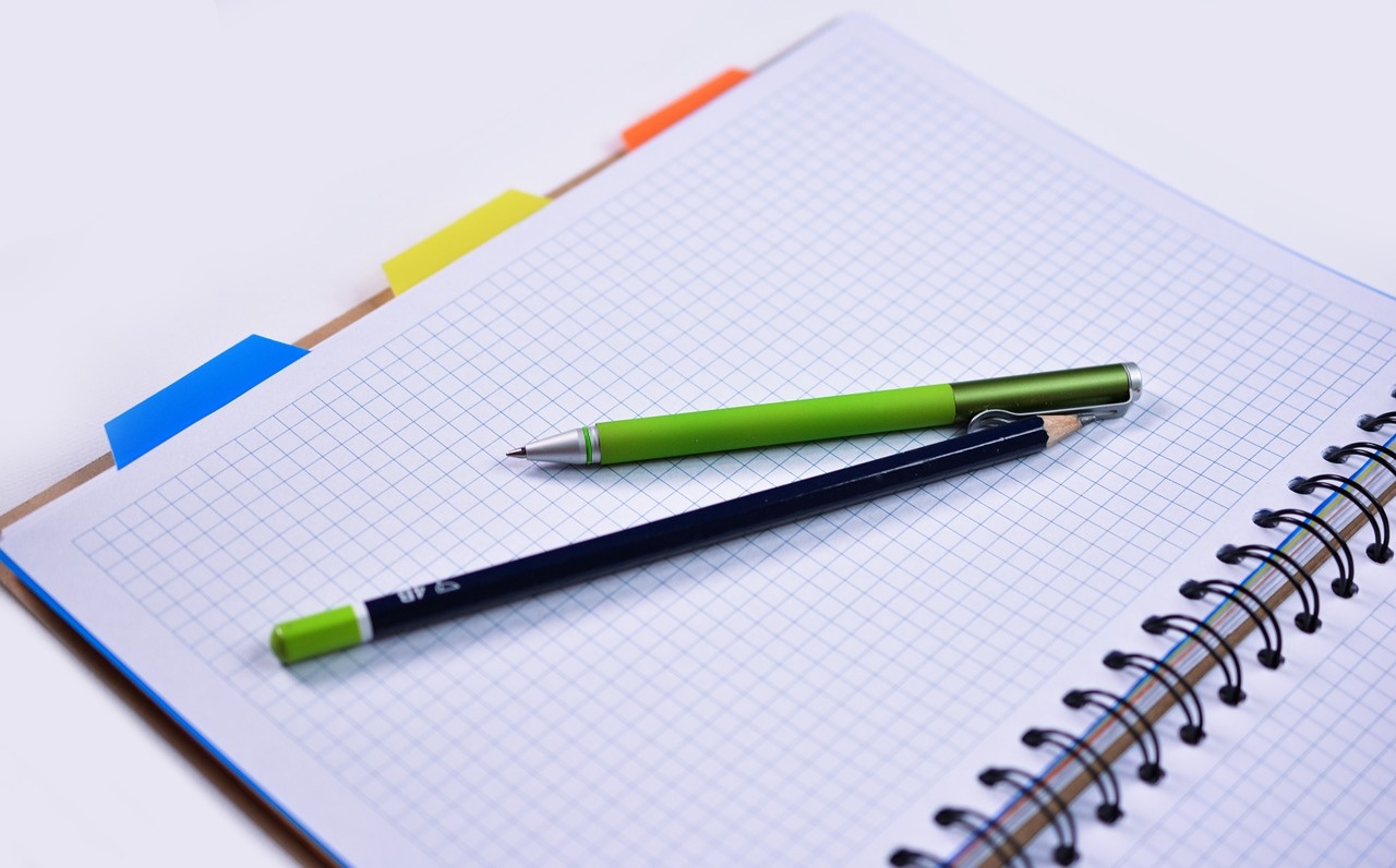 notebook-1198156_1280.jpg