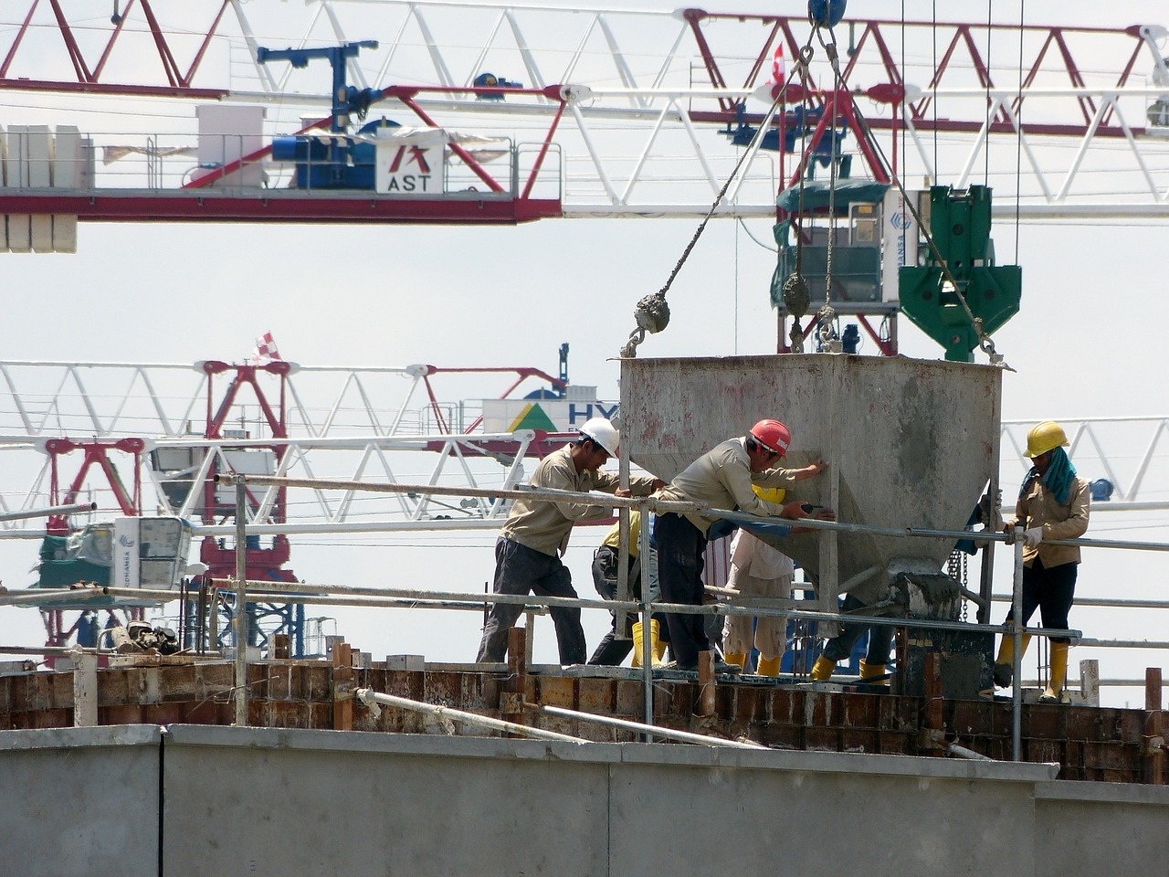 construction-271873_1280.jpg
