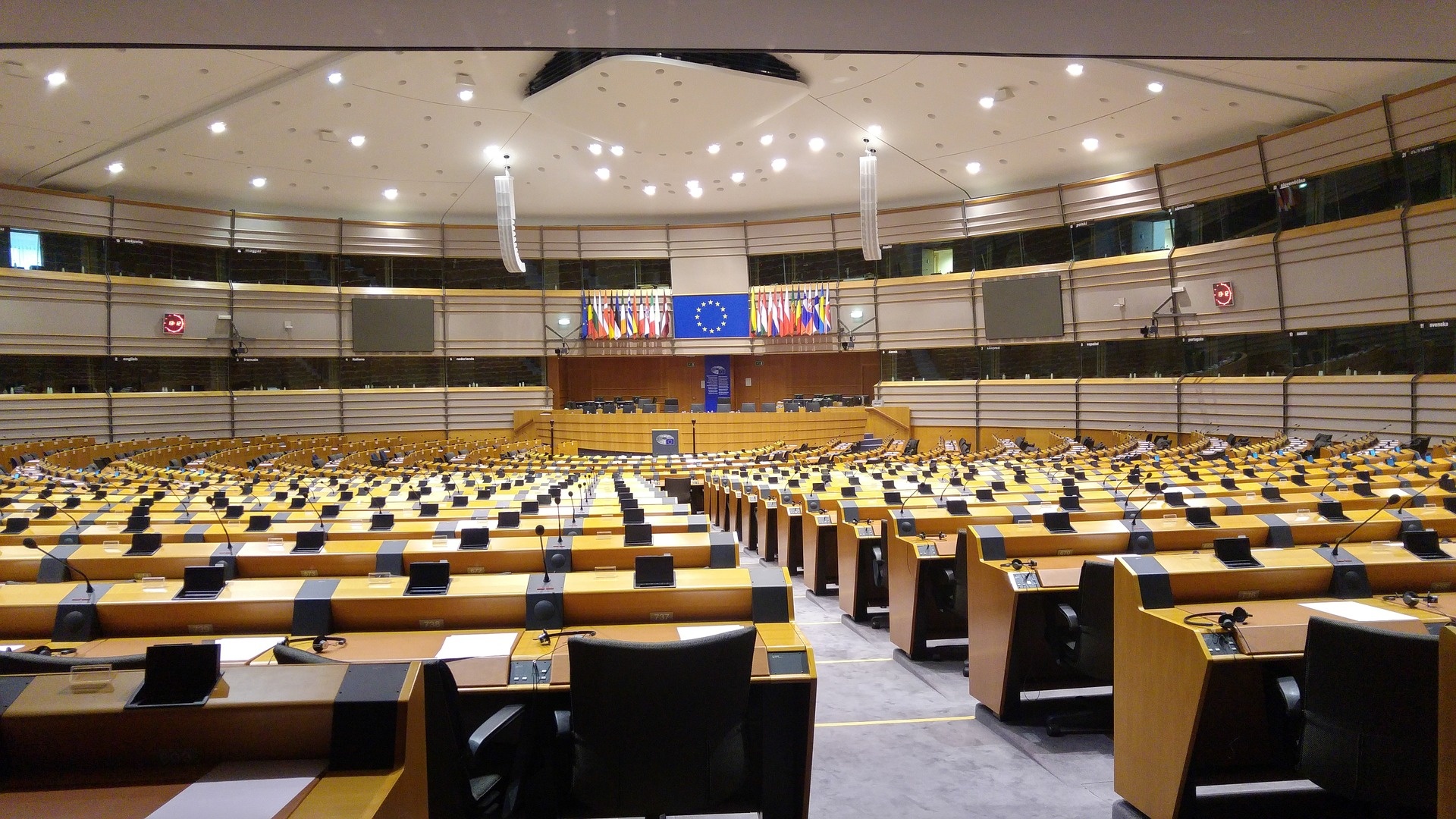 european-parliament-1203083_1920.jpg