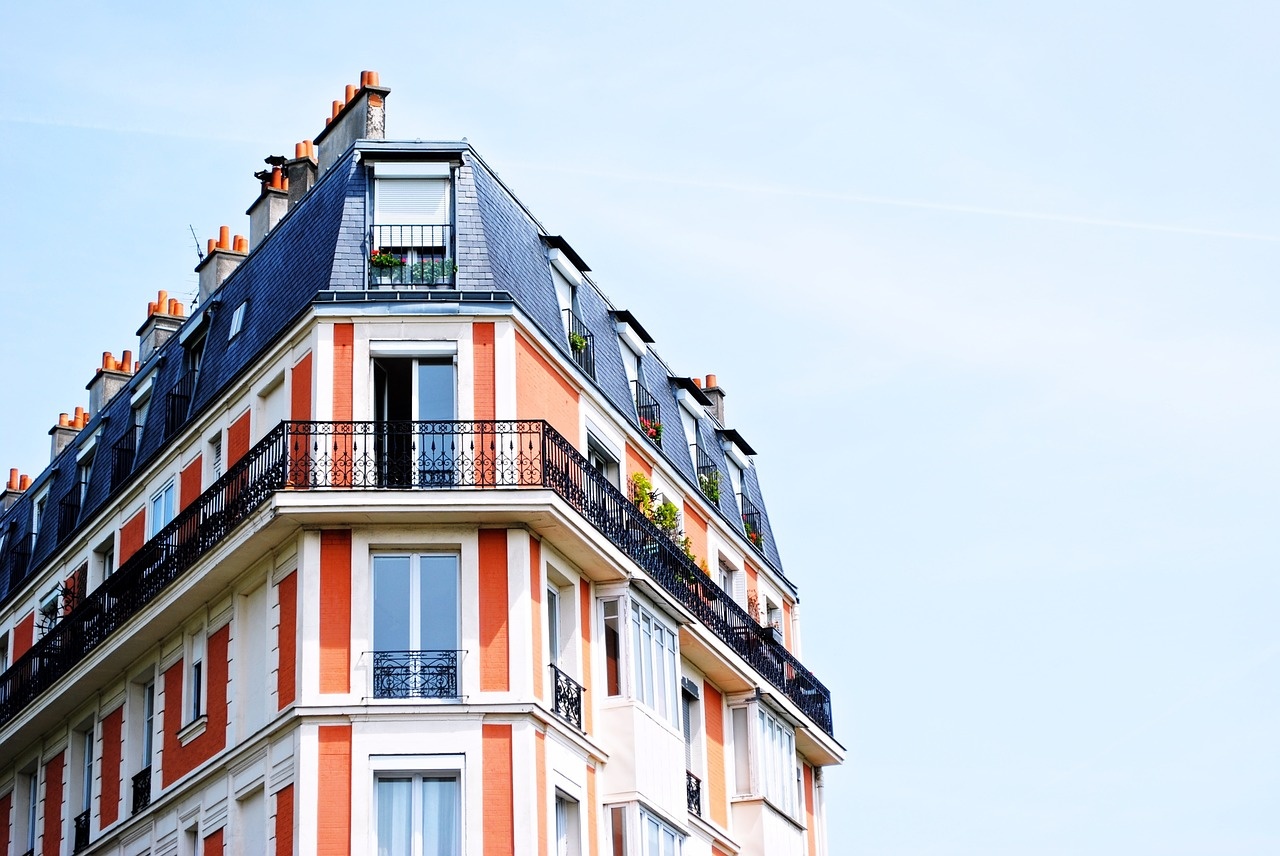 apartment-building-1149751_1280.jpg