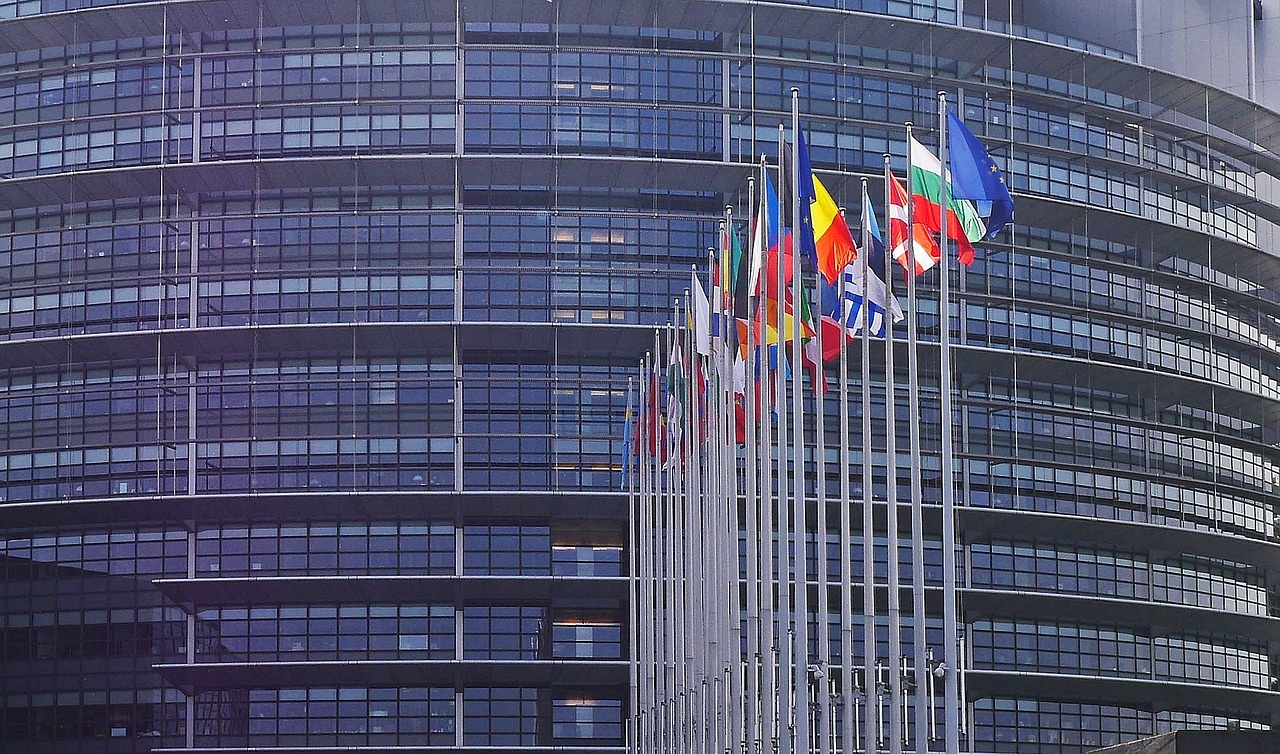 european-parliament-1274765_1280.jpg