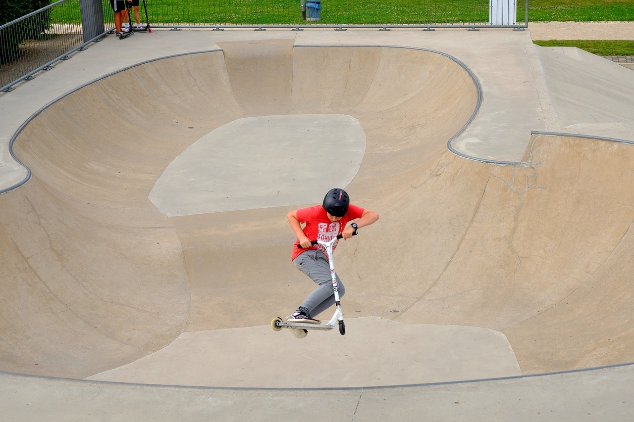 kickboard-2400290_1280.jpg