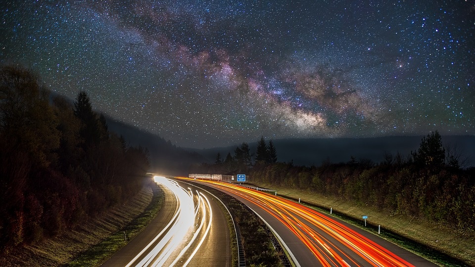 milky-way-2948284_960_720.jpg