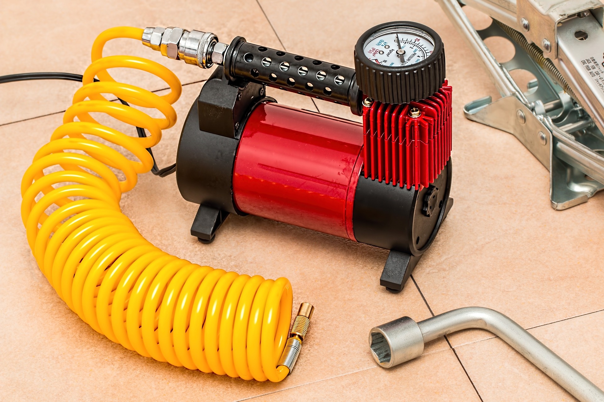 compressor-840706_1920.jpg