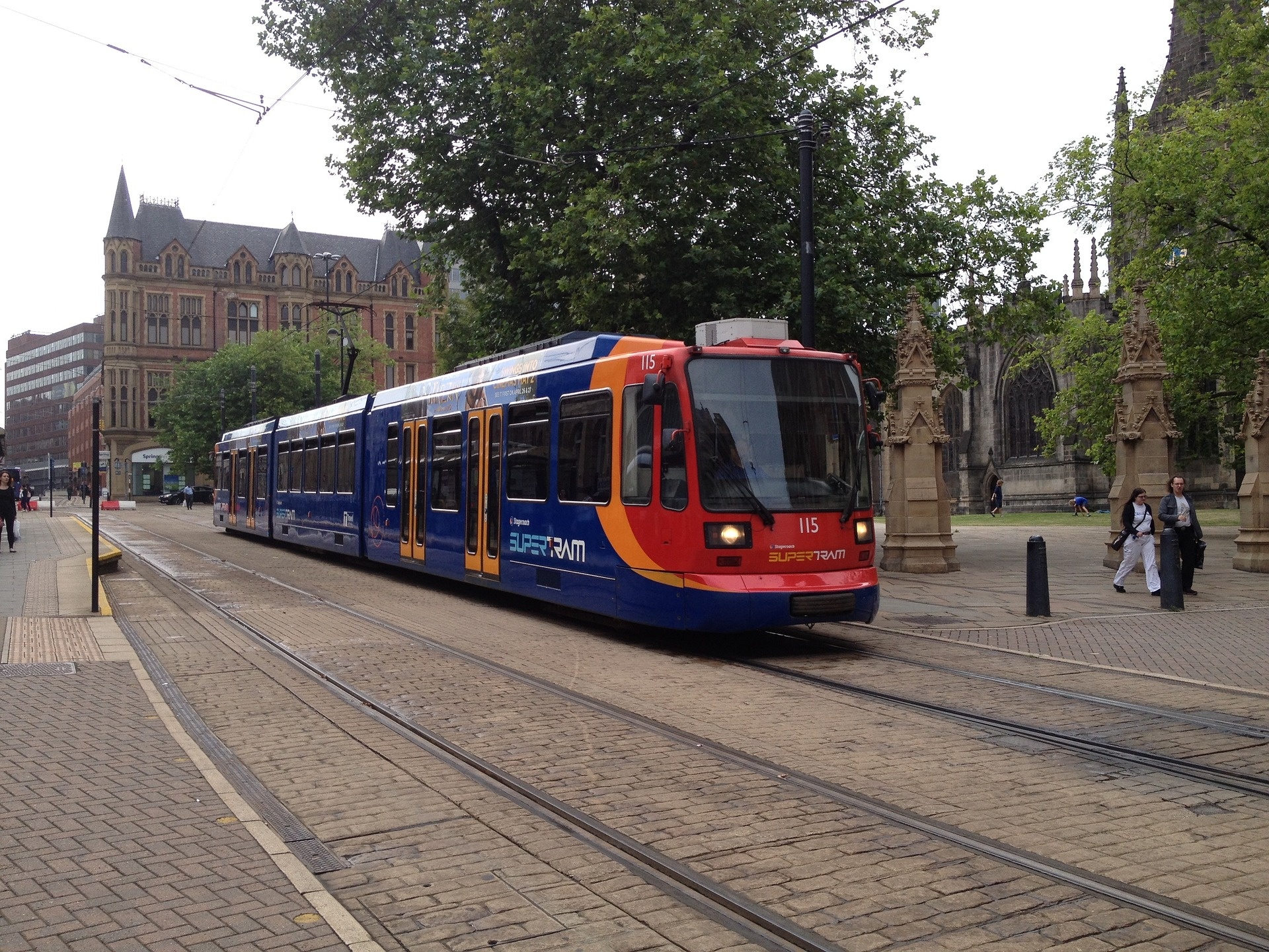 sheffield-1137159_1920.jpg