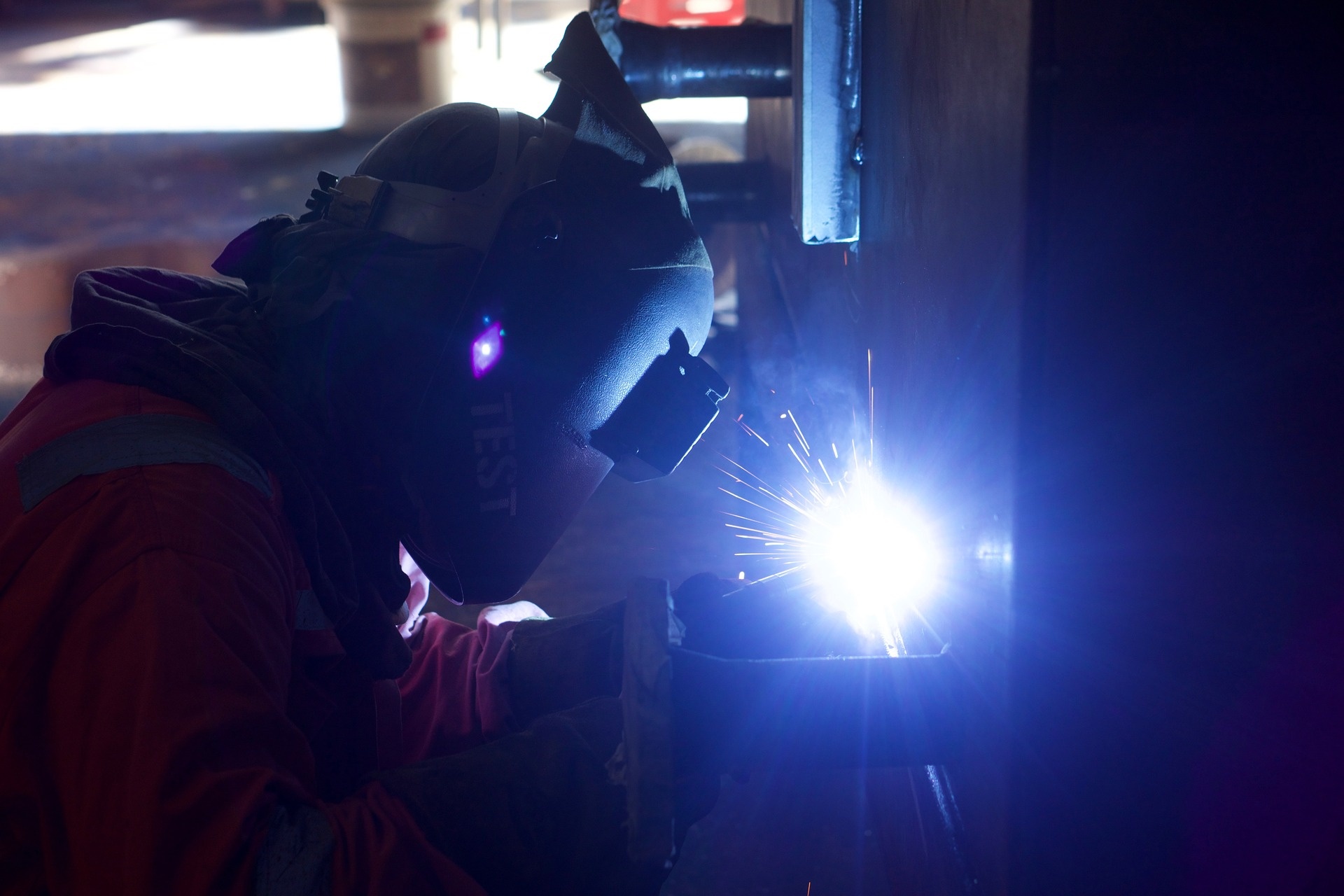 welder-2964752_1920.jpg
