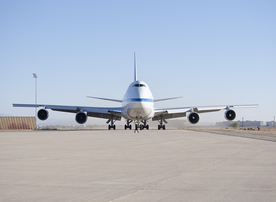 jetliner-1767818_960_720.jpg